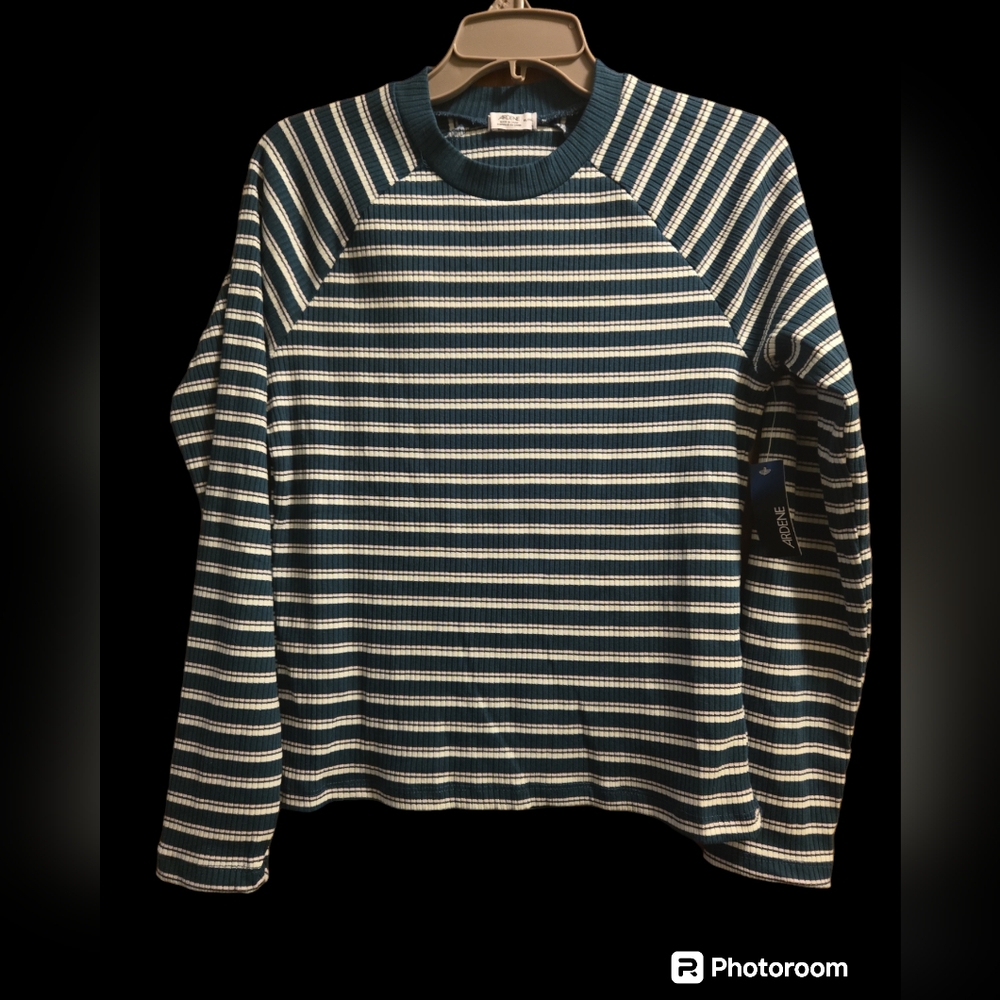 Ardene Crew Neck